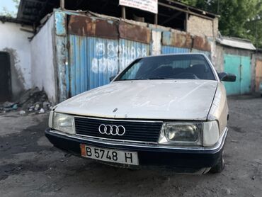 вкуб авто: Audi 100: 1988 г., 2.3 л, Механика, Бензин, Седан