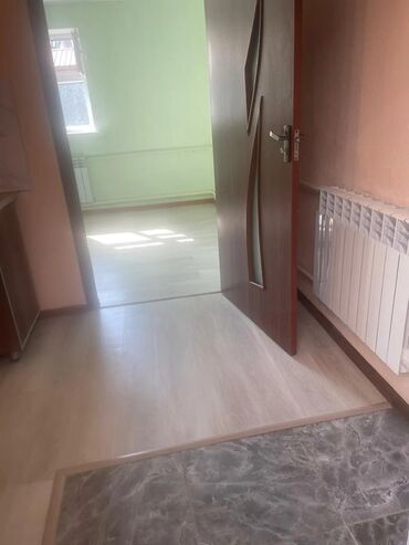 Долгосрочная аренда домов: 30 м², 1 комната, Утепленный, Забор, огорожен