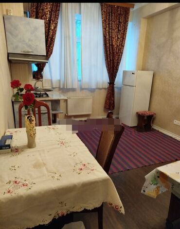 yeni yasamalda kiraye bina evleri: Yeni yasamalda 3 sayli asan xidmetin yanda 9/6 si 1 otaq 2 e duzelme