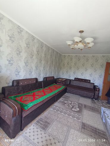 советский мебель: Угловой диван, цвет - Коричневый, Б/у