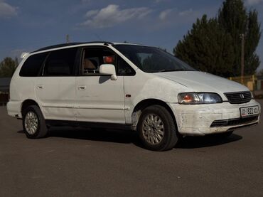 бамперный катафот передний хонда срв 1: Honda Odyssey, белый минивэн (первое поколение, правый руль). Кузов