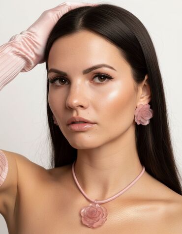 Графические дизайнеры: Графический дизайнер — 13