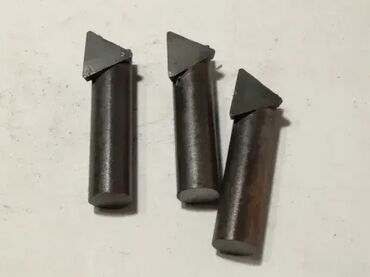 sklopivi sto sa stolicama: Strugarski noz, Strugarski noz Fi 15mm, sa vidijom (4409) Cena je po