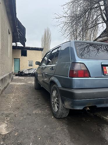 Унаа сатуу: Volkswagen Golf: 1991 г., 1.8 л, Кол менен иштөөчү, Бензин, Хетчбек — 6