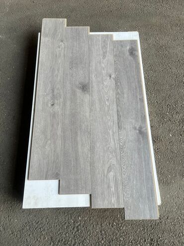 laminat satış mərkəzi: Laminat, Sinif - 33, 8 mm, Pulsuz çatdırılma, Ödənişli quraşdırma, Zəmanətsiz, Kredit var