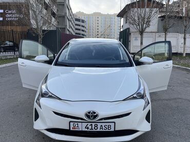 тойота мини: Toyota Prius: 2015 г., 1.8 л, Автомат, Бензин, Седан