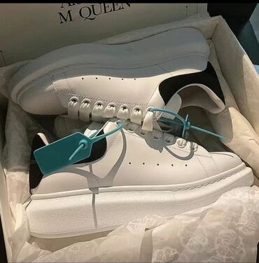 Кроссовки и спортивная обувь: Кроссовки, 38, McQ Alexander McQueen, Новый, цвет - Белый, Самовывоз, Платная доставка