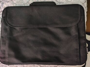 kompüter keys: Noutbook çantası yeni brend Sony. Maraqlananlar bura yazmayın buyurub