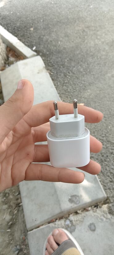 rampage v902 qiymeti: Adapter Apple