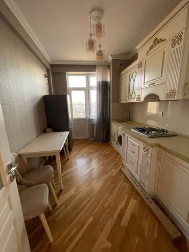 Uzunmüddətli kirayə mənzillər: Nizami Rayonu Xalqlar Dostluğu Metrosu Cıxışı Qanuni 2 otaq. Mərtəbə — 7