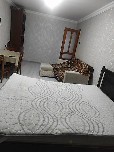 Mənzil kirayələyirəm: Kirayə verilir: Xüsusiyyətlər: - Dəhliz: güzgü; PVC qapılar; laminat -da lalafo.az — 12 Mənzil kirayələyirəm: Kirayə verilir: Xüsusiyyətlər: - Dəhliz: güzgü; PVC qapılar; laminat — 12