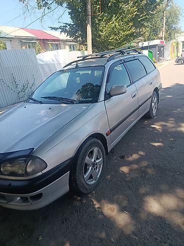 Продажа авто: Toyota Avensis: 2000 г. — 4