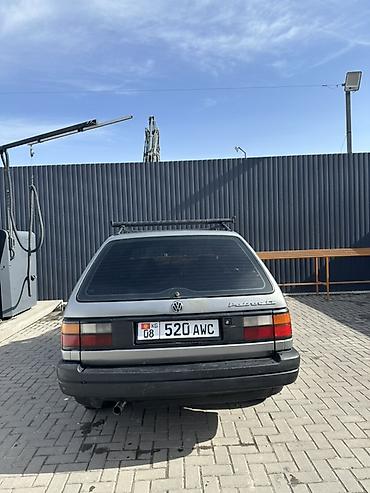 Volkswagen: Volkswagen Passat Variant: 1992 г., 1.8 л, Механика, Бензин, Универсал at lalafo.kg — 1 Volkswagen: Volkswagen Passat Variant: 1992 г., 1.8 л, Механика, Бензин, Универсал — 1