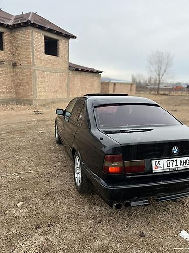 BMW: BMW 5 series: 1989 г., 2 л, Механика, Бензин, Седан — 5