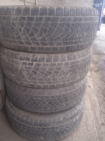 Шины: Шины 245 / 70 / R 16, Зима, Б/у, Комплект, Япония, Bridgestone