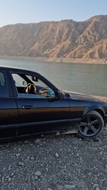 Продажа авто: BMW 5 series: 1988 г., 2.5 л, Механика, Бензин, Седан