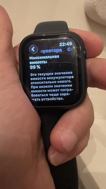 apple eatch: Apple Watch Series Se 2 qara rəng. GPS versiyası. Silikon qara — 2