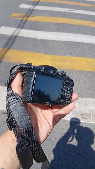 digital camera: Цифровая камера Fujifilm (бридж-тип) - Фирменный зум-объектив с — 1