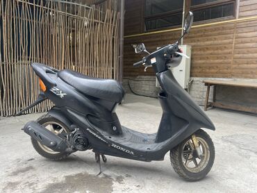 одежда мото: Скутер Honda, 50 куб. см, Бензин, Б/у