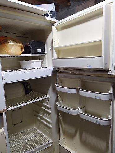 12 pro barter: Beko iki qapılı soyuducu - Üst qapıda kameralı dondurucu bölmə - — 2