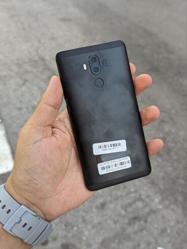 ZTE: Huawei Mate 10, Б/у, 64 ГБ, цвет - Черный, 2 SIM