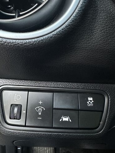 Kia: Kia K3: 2019 г., 1.6 л, Вариатор, Бензин, Седан — 9