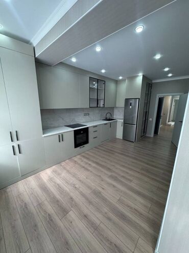 3 комнаты, 102 м², Элитка, 3 этаж, Дизайнерский ремонт
