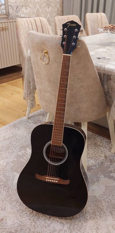 klassicheskaja gitara yamaha c40: Akustik gitara, Fender, Yeni