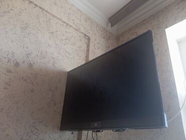 Beko markalı smart televizor. Bu model geniş ekranı və yüksək
