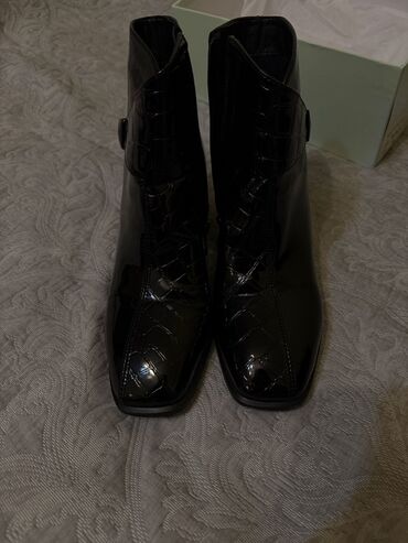 высокие мужские мокасины: TEZEDI 38 razmer baha alinib ucuz satilir 40 azn ciddi aliciya endirim