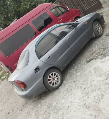 люк спринтер: Chevrolet Lanos: 2006 г., 1.6 л, Механика, Бензин, Хэтчбэк