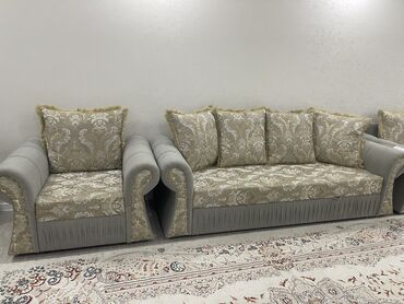 Раскладные диваны: Раскладной диван, Тройка