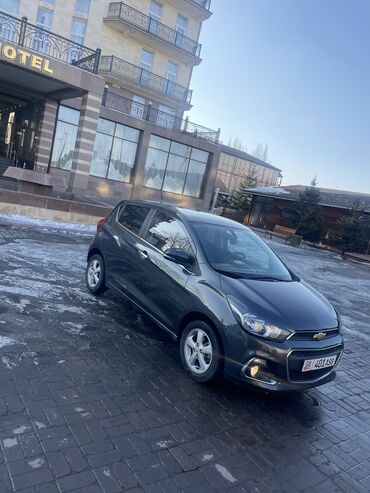 Chevrolet: Chevrolet Spark: 2017 г., 1 л, Вариатор, Бензин, Хэтчбэк