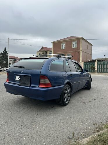 Mercedes-Benz: Mercedes-Benz C-Class universal Xüsusiyyətlər: - Kuzov: universal — 5