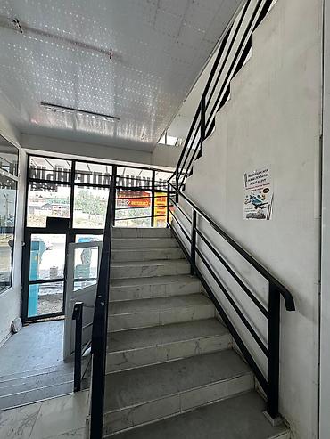 Аренда офисов: 2, 3 этаж и подвал, Сдается коммерческое помещение 2 (110 кв), 3 этаж — 11
