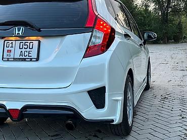 фит крыля: Honda Fit: 2016 г., 1.5 л, Вариатор, Бензин, Хэтчбэк — 4