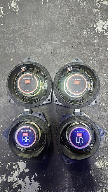 Комплект штатной акустики JBL для автомобиля (4 динамика): для