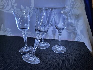 Čaše: Case vintaz,kristal za vino bohemija. Case komada 4 u na lalafo.rs — 2 Čaše: Case vintaz,kristal za vino bohemija. Case komada 4 u — 2