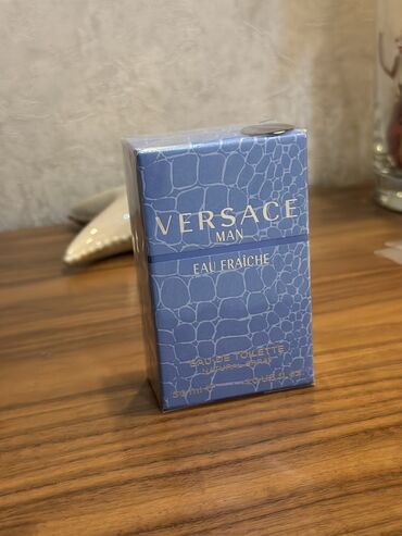 Парфюмерия: Versace man 30 ml Tam originaldi Qiymetde razilasmaq olar Tecili