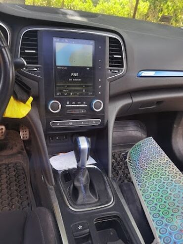 i phone 6: Renault Clio: 1.6 l. | 2017 έ. | 62000 km. Χάτσμπακ