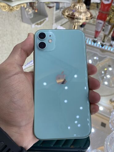 8gunun telefonudu her şeyi var 1il qaranti: IPhone 11, 128 GB, Alpine Green, Face ID