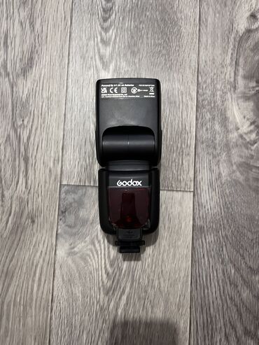 штатив для фото: Вспышка Godox TT600s

Новый