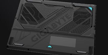 komputer notebook: Cəmi 4-5 dəfə istifadə olunub, mağazadan 2100 yeni alınıb rəsmi 1 — 5