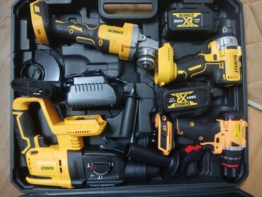 сдаётся действующий детский сад: Беспроводная болгарка, Dewalt, Новый, Самовывоз