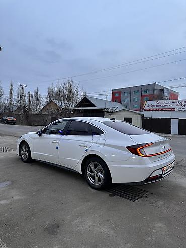 Hyundai: Hyundai Sonata: 2019 г., 2 л, Автомат, Газ, Седан — 5