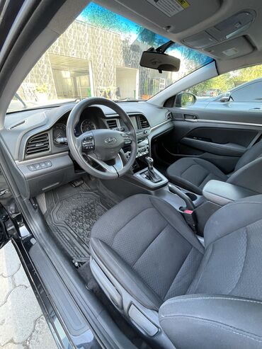 Hyundai: Hyundai Elantra: 2019 г., 2 л, Автомат, Бензин, Седан — 3