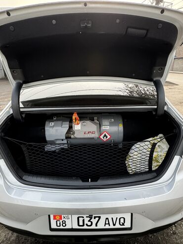 Hyundai: Hyundai Sonata: 2019 г., 2 л, Автомат, Газ, Седан — 11