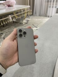 накладные наушники клипсы: IPhone 15 Pro Max, Б/у, 512 ГБ, Natural Titanium, Чехол, 90 %