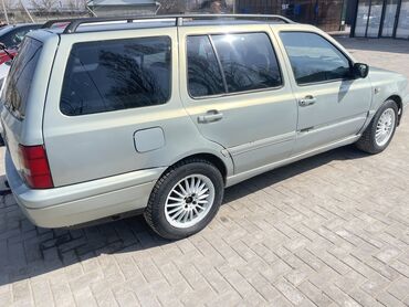 ауди 80 1 8 моно: Volkswagen Golf: 1996 г., 1.8 л, Механика, Бензин, Универсал