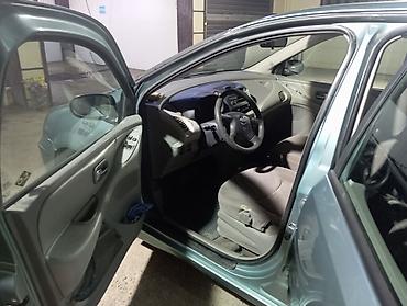 матор нехсия: Nissan Almera Tino: 2000 г., 2 л, Автомат, Газ, Хэтчбэк — 2